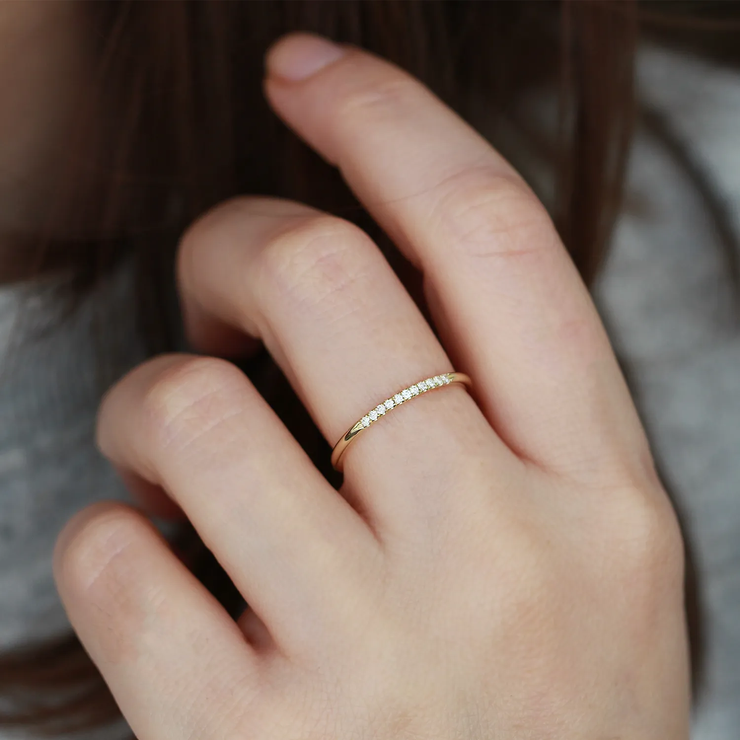 Kelly Ring Yellow With 11 White Diamonds